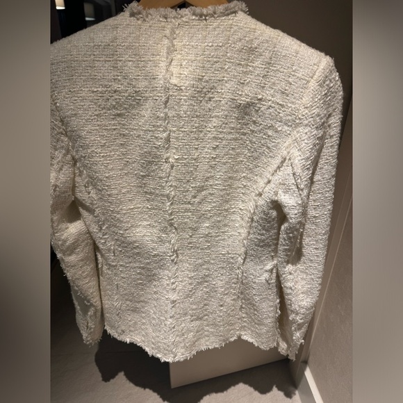 Zara cream double breasted blazer size XS Used once ✨✨✨ - Picture 2 of 2